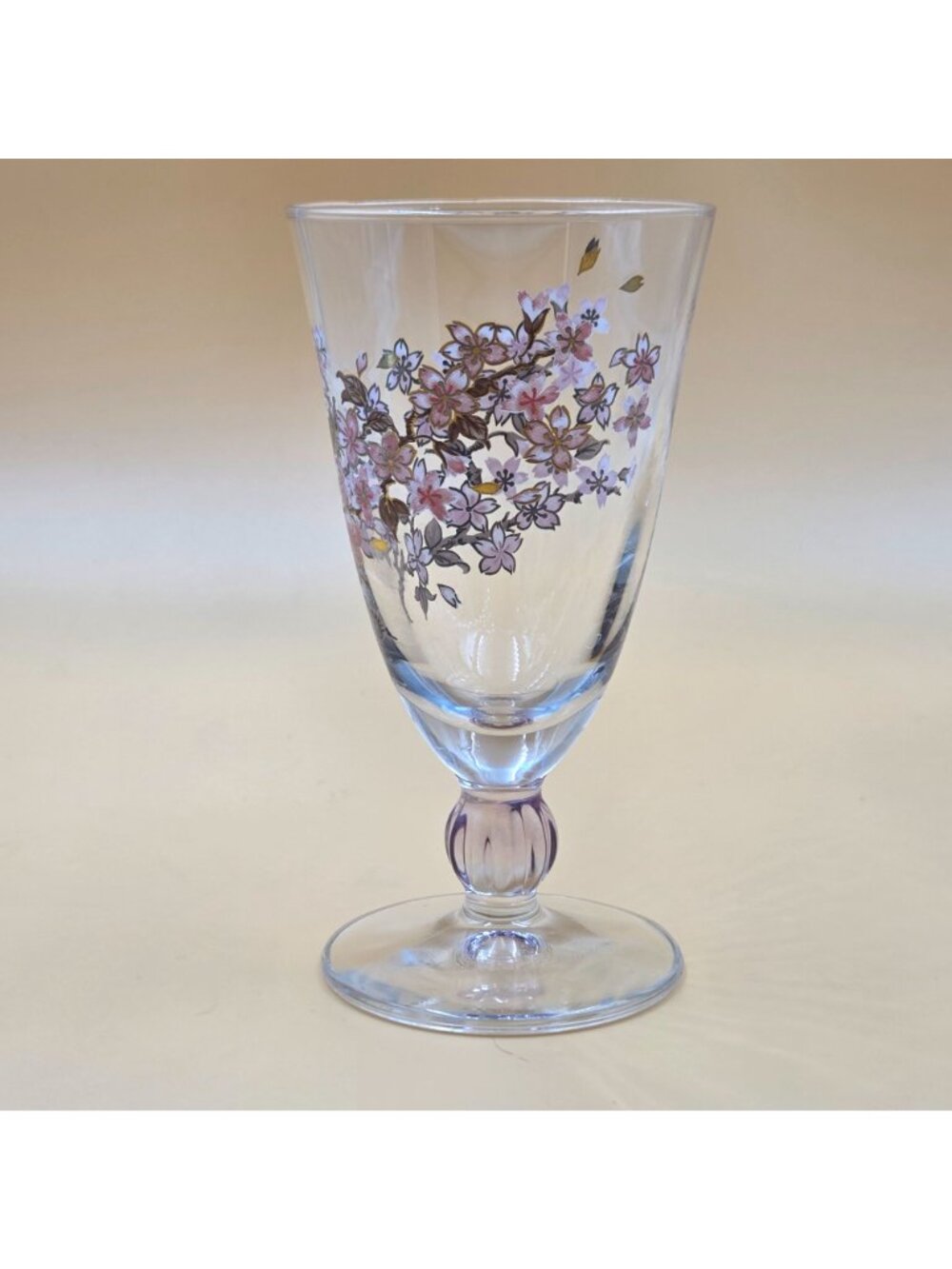 Aderia Cherry Blossom Sakura Set of 2 Wine Glass Made in Japan - Picture 4 of 8